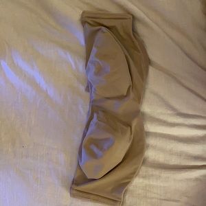 40DD strapless bra by Lilyette